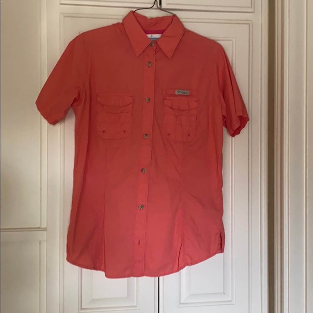 Ladies Columbia outdoor/fishing shirt
